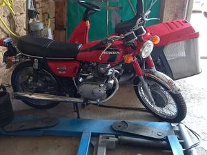 HONDA CB 125