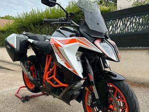 KTM 1290 SUPERDUKE GT SOUS GARANTIE