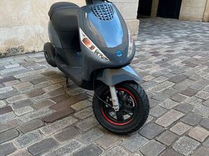 SCOOTER ZIP 4T