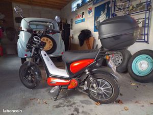 SCOOTER ÉLECTRIQUE