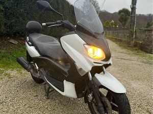 YAMAHA XMAX 125 / SCOOTER 125 CC