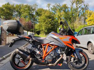 KTM 1290 SUPER DUKE GT