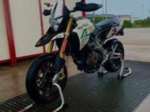 APRILIA DORSODURO 750 A2