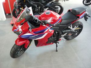 HONDA CBR500R