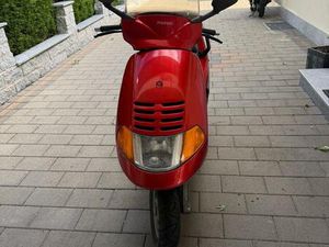 PIAGGIO HEXAGON 125 CCM ROLLER - BASTLERFAHRZEUG