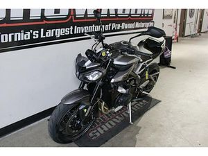 2024 TRIUMPH STREET TRIPLE 765 R SILVER ICE