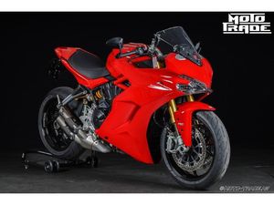 SUPERSPORT 950 S AKRAPOVIC