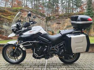 TRIUMPH TIGER 800 XRT - SUPER STAV + VÝBAVA