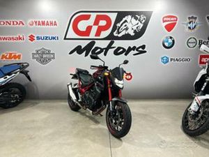 HONDA HORNET 750 ABS 2600 KM QUICK-SHIFT