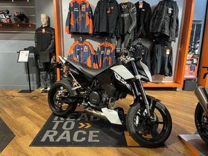 KTM 690 DUKE