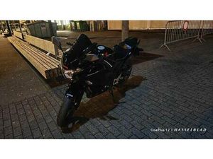 ② TE KOOP HONDA CBR 125R 2016