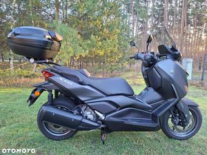 YAMAHA X-MAX