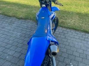 ② YAMAHA YZF 450 2023