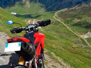 DUCATI HYPERMOTARD 821 CM3 17 900KM