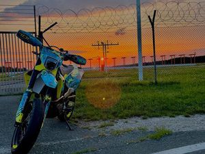 HUSQVARNA 701 SUPERMOTO