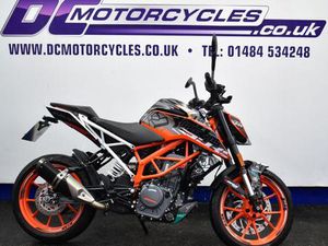 KTM 390 DUKE EURO 4 (43 PS) STUNNING GRAPHICS LIVERY 373 CC