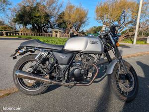 MASH CAFÉ RACER 125