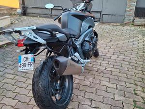 BMW K1300R