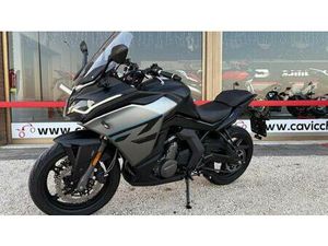 VENDO CFMOTO 650GT (2021 - 25) USATA A SUZZARA (CODICE 9902204) - MOTO.IT