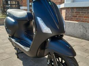 ② ACTIE!!! NIEUWE SCOOTER GTS E-BRAVO MAT ZWART....ÉÉN STUK!