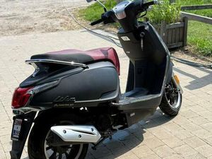 ② KYMCO LIKE