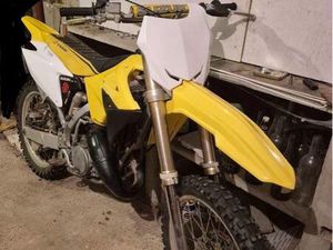 125RM 2002 VENTE OU ÉCHANGE