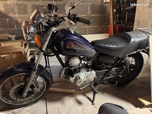 MOTO YAMAHA 125 URGENT