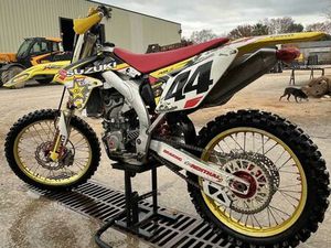SUZUKI 450 RM-Z 2010