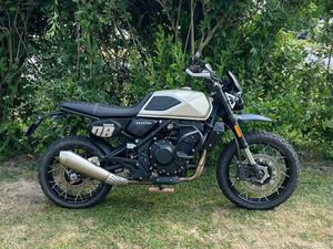 BRIXTON CROSSFIRE 500XC