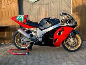 ② GSXR 750 SRAD ENDURANCE RACER
