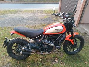 DUCATI SCRAMBLER ICON