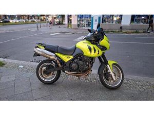 MOTORRAD TRIUMPF TIGER ENDURO GROSS 955I 2002 BERLIN