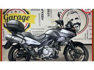 VENDO SUZUKI V-STROM 650DL (2004 - 06) USATA A ROMA (CODICE 9901568) - MOTO.IT