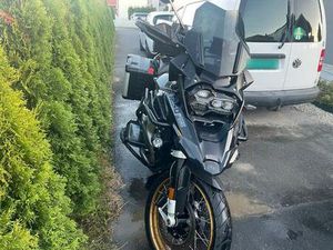 BMW - R 1250 GS TRIPLE BLACK