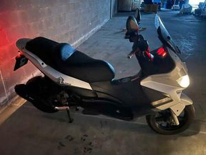GILERA - NEXUS IE 250