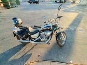 HONDA - SHADOW VT 600