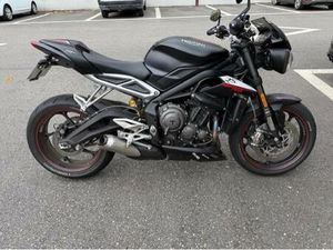 TRIUMPH - STREET TRIPLE 765 RS