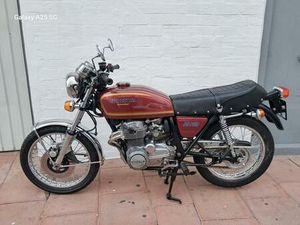 HONDA - CB 400 SUPER SPORT