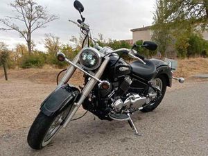 YAMAHA - DRAGSTAR 650