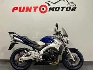 SUZUKI - GSR 600