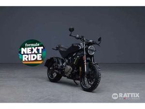 HUSQVARNA 4T MY21 NERO