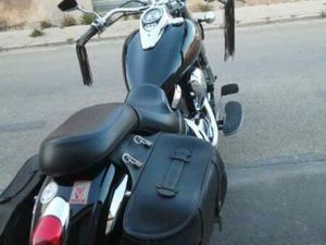 KAWASAKI - VULCAN -VN 900 CLASICA