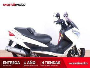 SUZUKI - BURGMAN 200