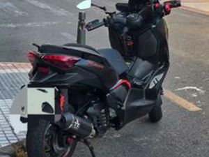 YAMAHA - XMAX TECH MAX
