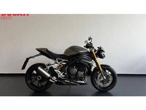 VENDO TRIUMPH SPEED TRIPLE 1200 RS (2021 - 24) USATA A VASTO (CODICE 9902163) - MOTO.IT
