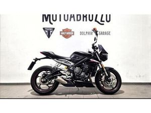 VENDO TRIUMPH STREET TRIPLE RS (2017 - 19) USATA A PESCARA (CODICE 9902195) - MOTO.IT