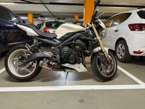 TRIUMPH - STREET TRIPLE 675 ABS