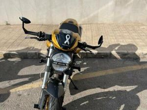 DUCATI - MONSTER 696
