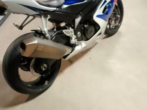 SUZUKI - GSXR 1000 K6