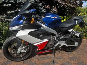 APRILIA RS 660 TRIBUTE A2 48PS VIELE EXTRAS 35KW 35 KW A2